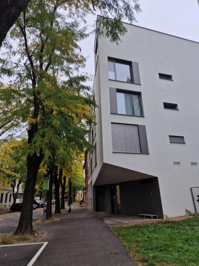 Ota-Group Luxury Selection Apartment Братислава Екстериор снимка